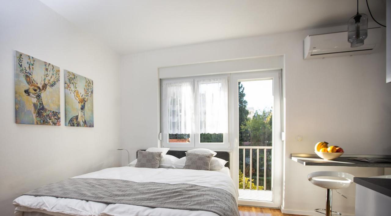 Big Tree Apartment & The Nest Apartment - Free Parking Μόσταρ Εξωτερικό φωτογραφία
