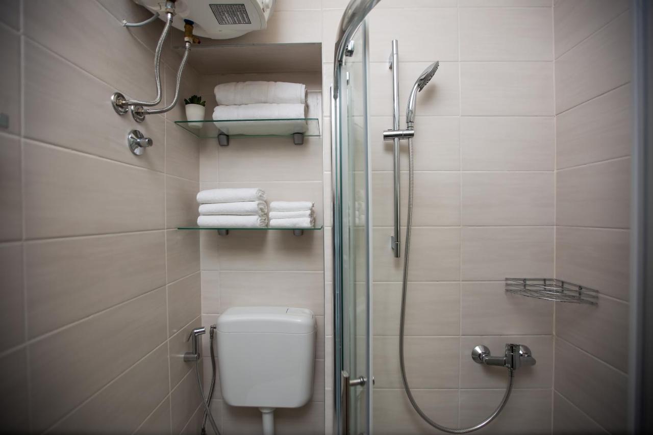 Big Tree Apartment & The Nest Apartment - Free Parking Μόσταρ Εξωτερικό φωτογραφία