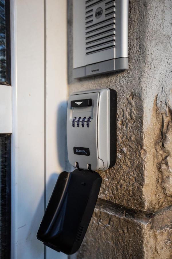 Big Tree Apartment & The Nest Apartment - Free Parking Μόσταρ Εξωτερικό φωτογραφία