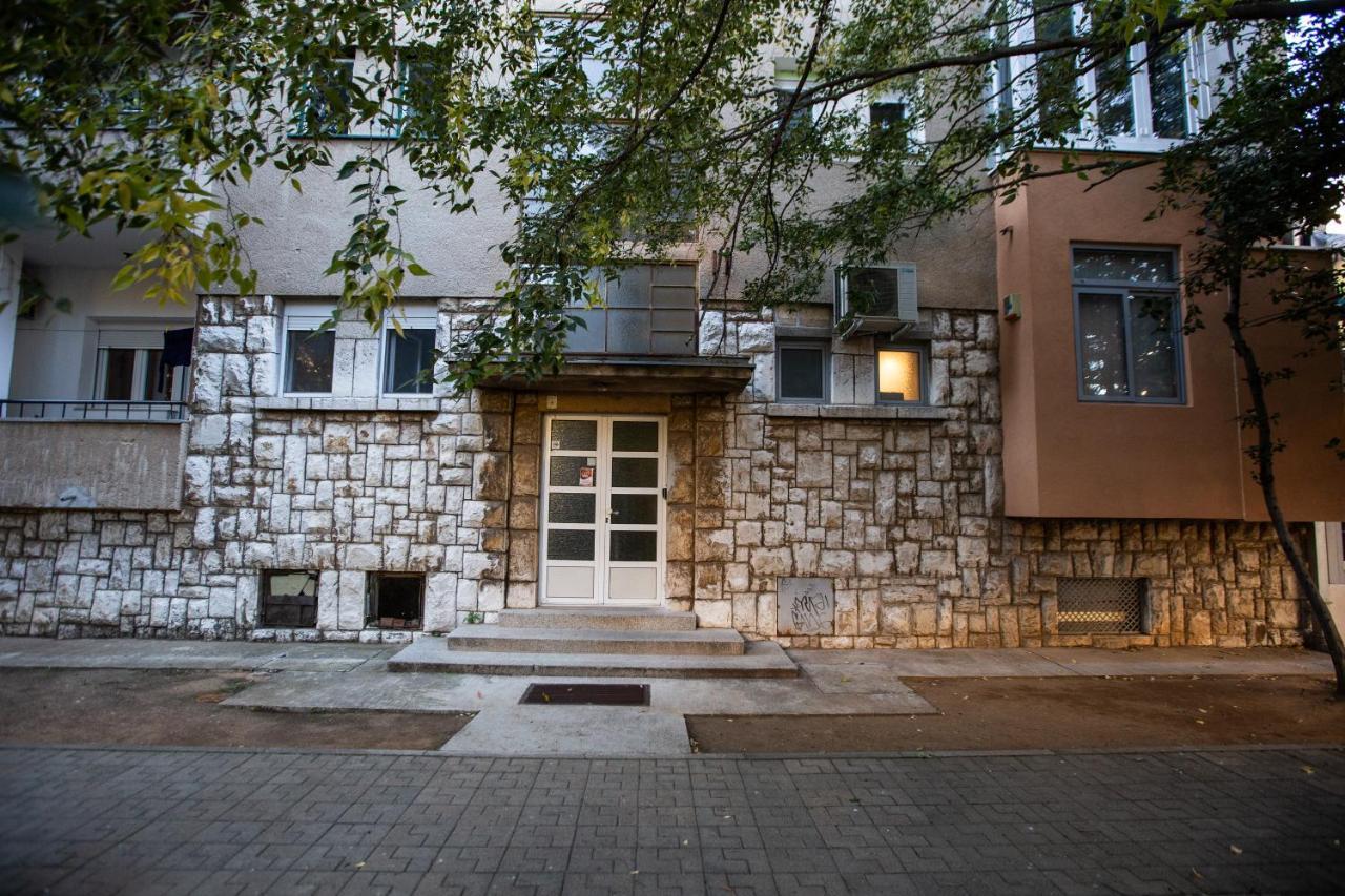 Big Tree Apartment & The Nest Apartment - Free Parking Μόσταρ Εξωτερικό φωτογραφία